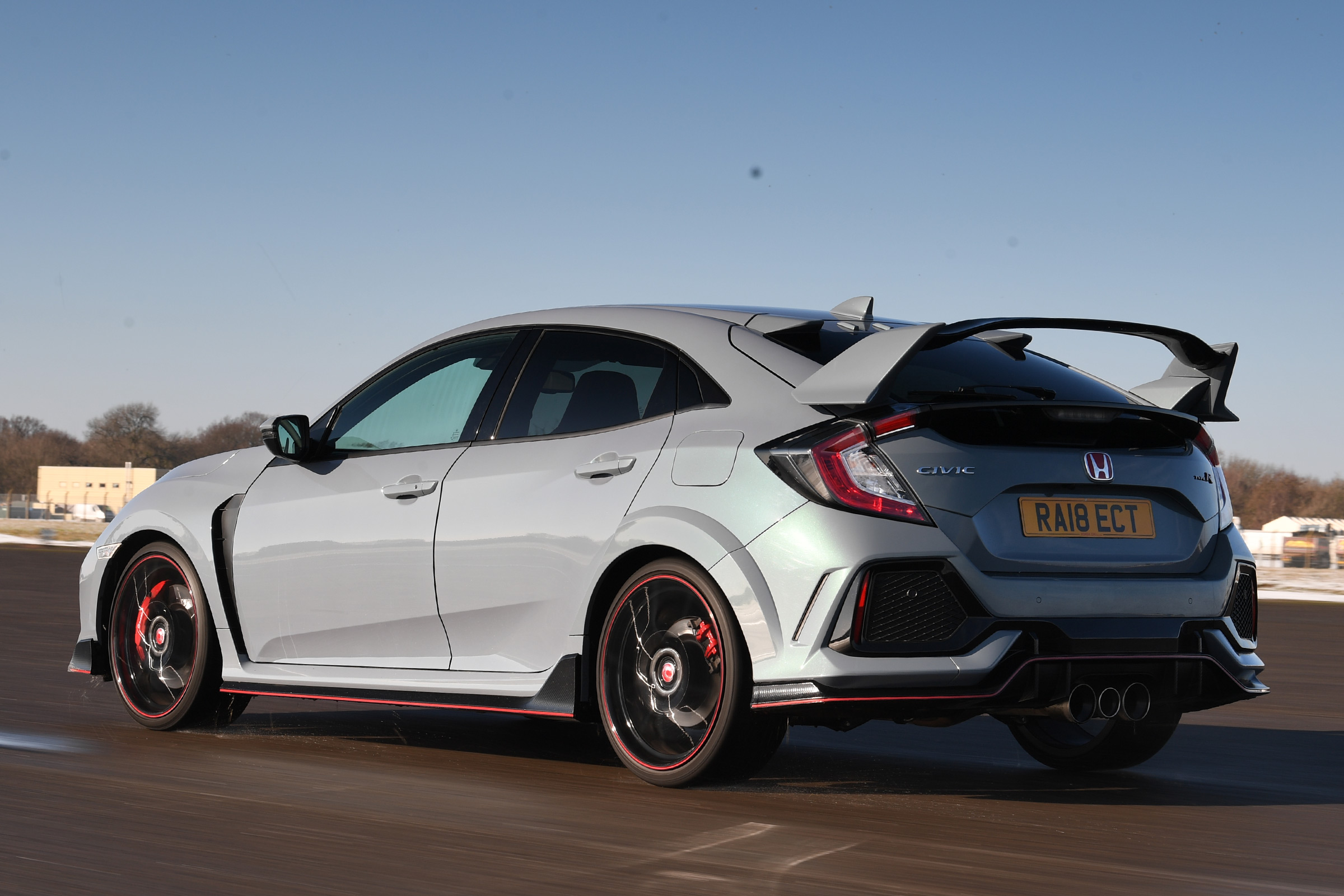 honda civic type r tracking rear