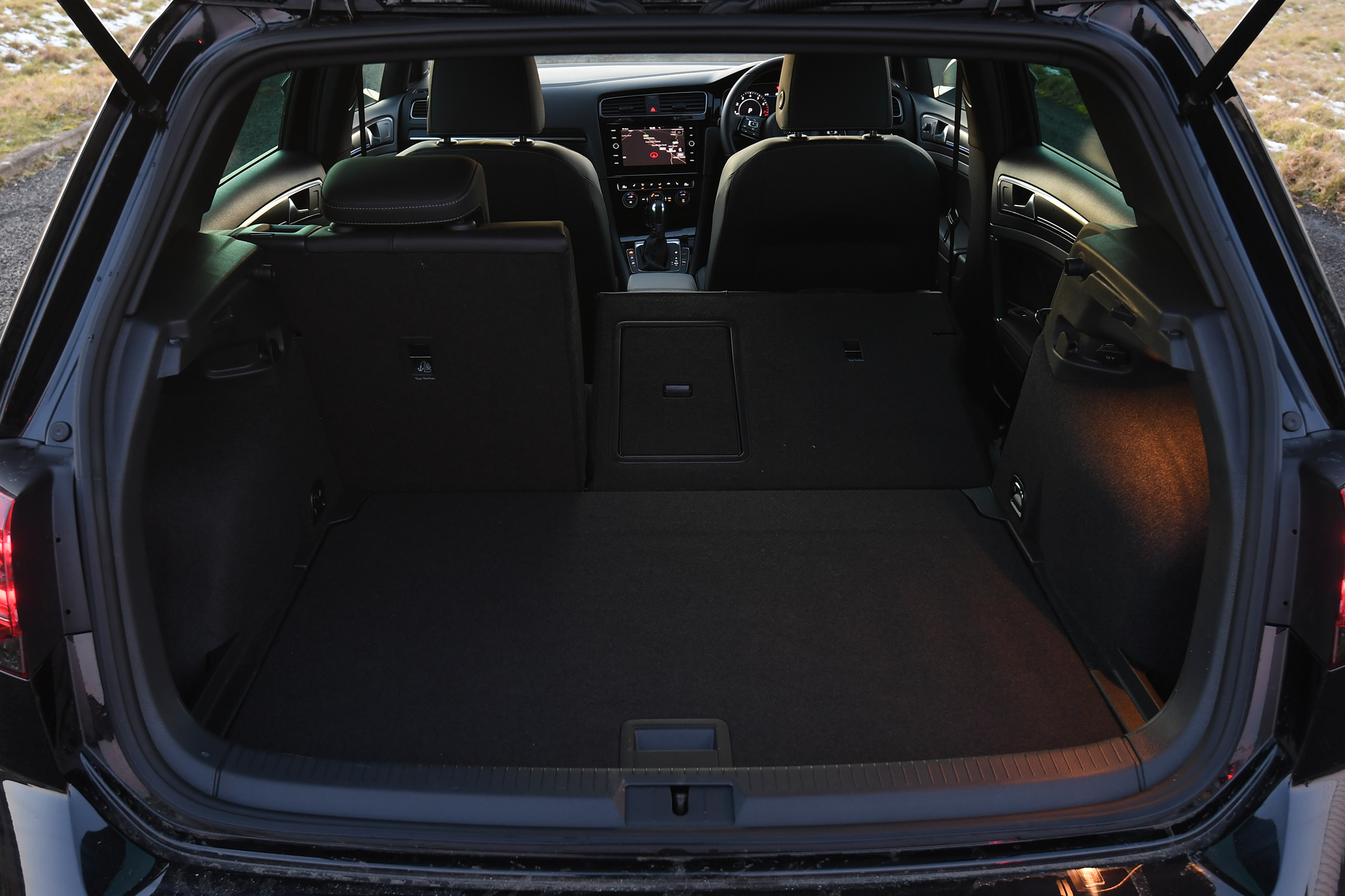 volkswagen golf r boot