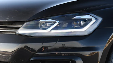 volkswagen golf r headlight