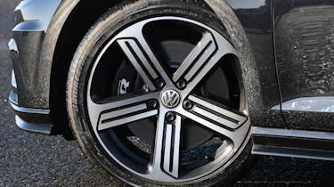 volkswagen golf r alloy wheel