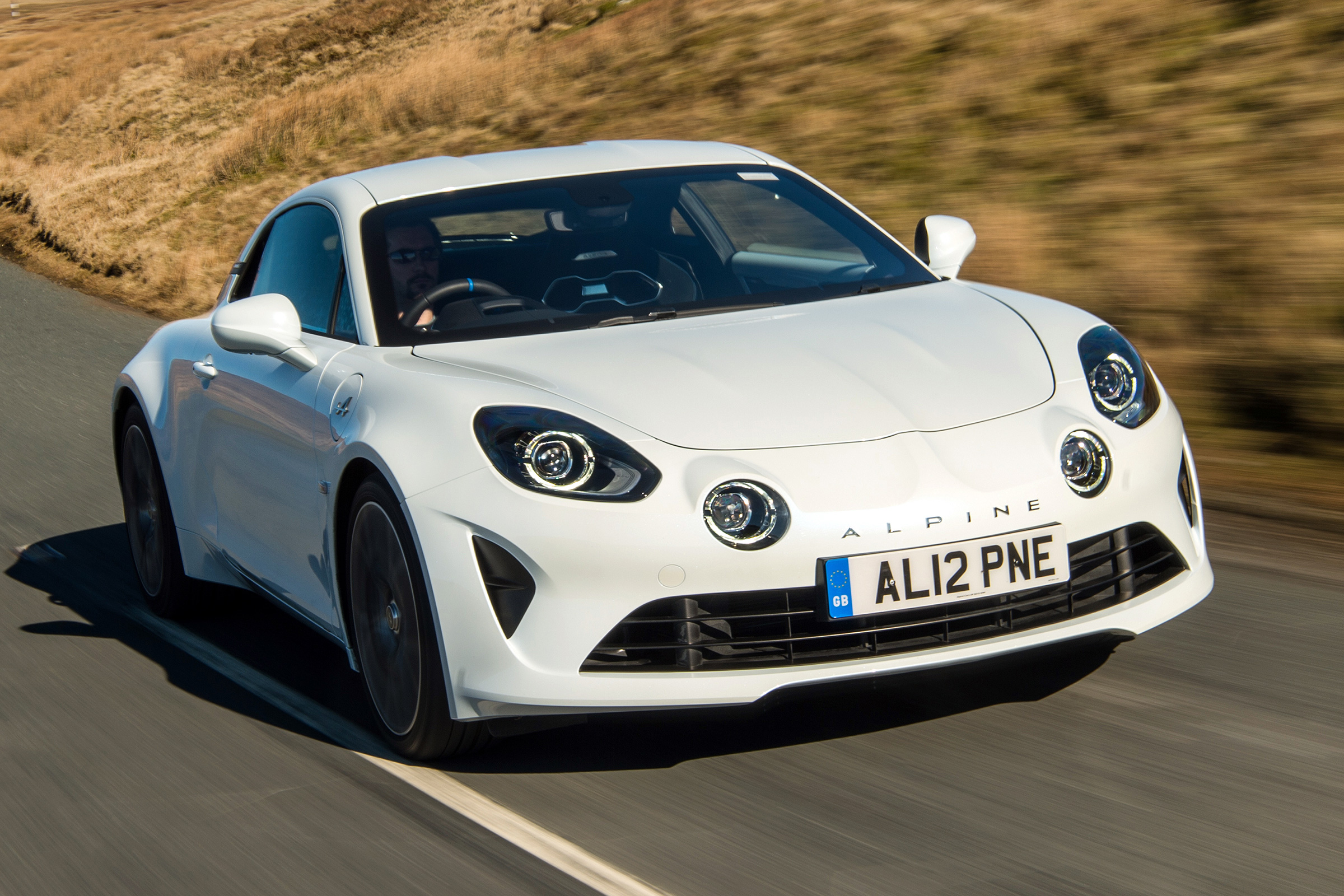 Alpine A110 Pure - front tracking