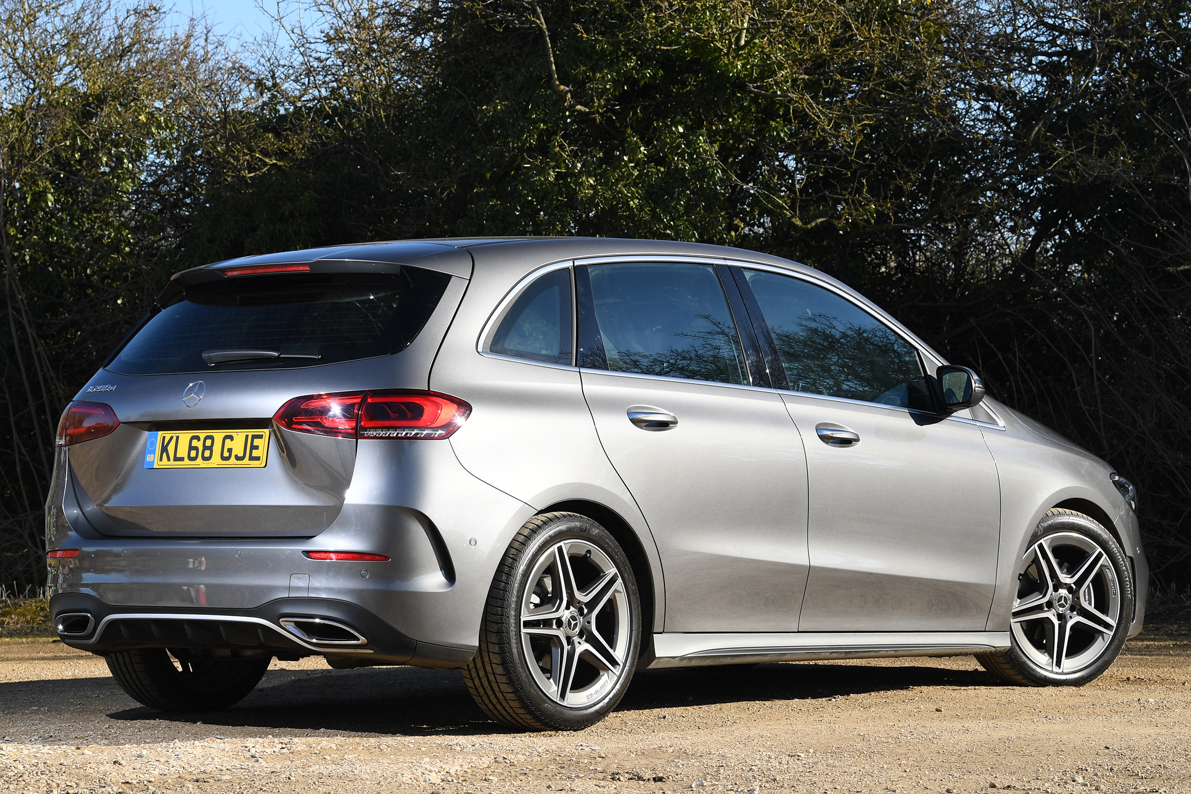 Mercedes b-class static rear quarter