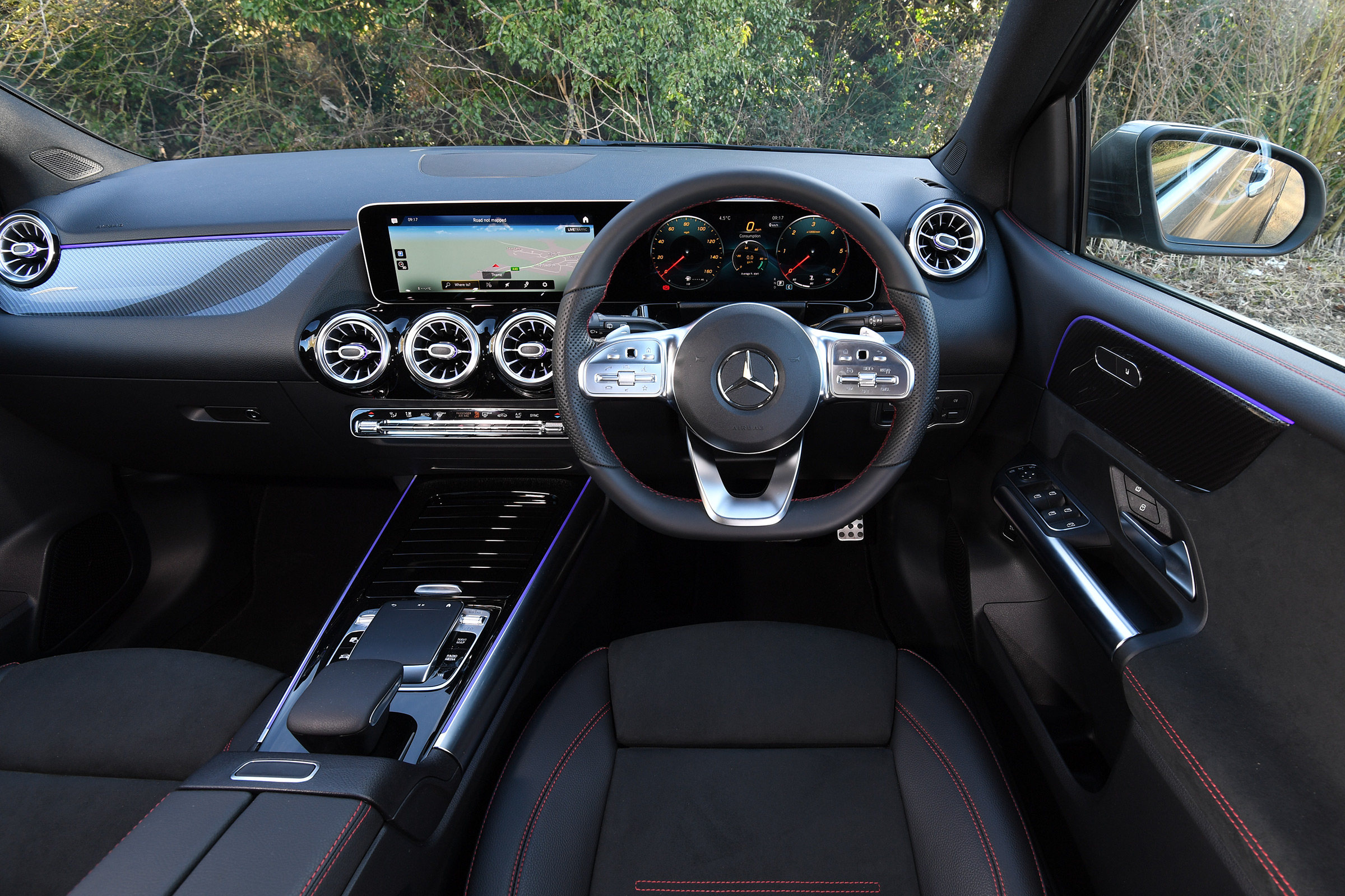 Mercedes b-class interior