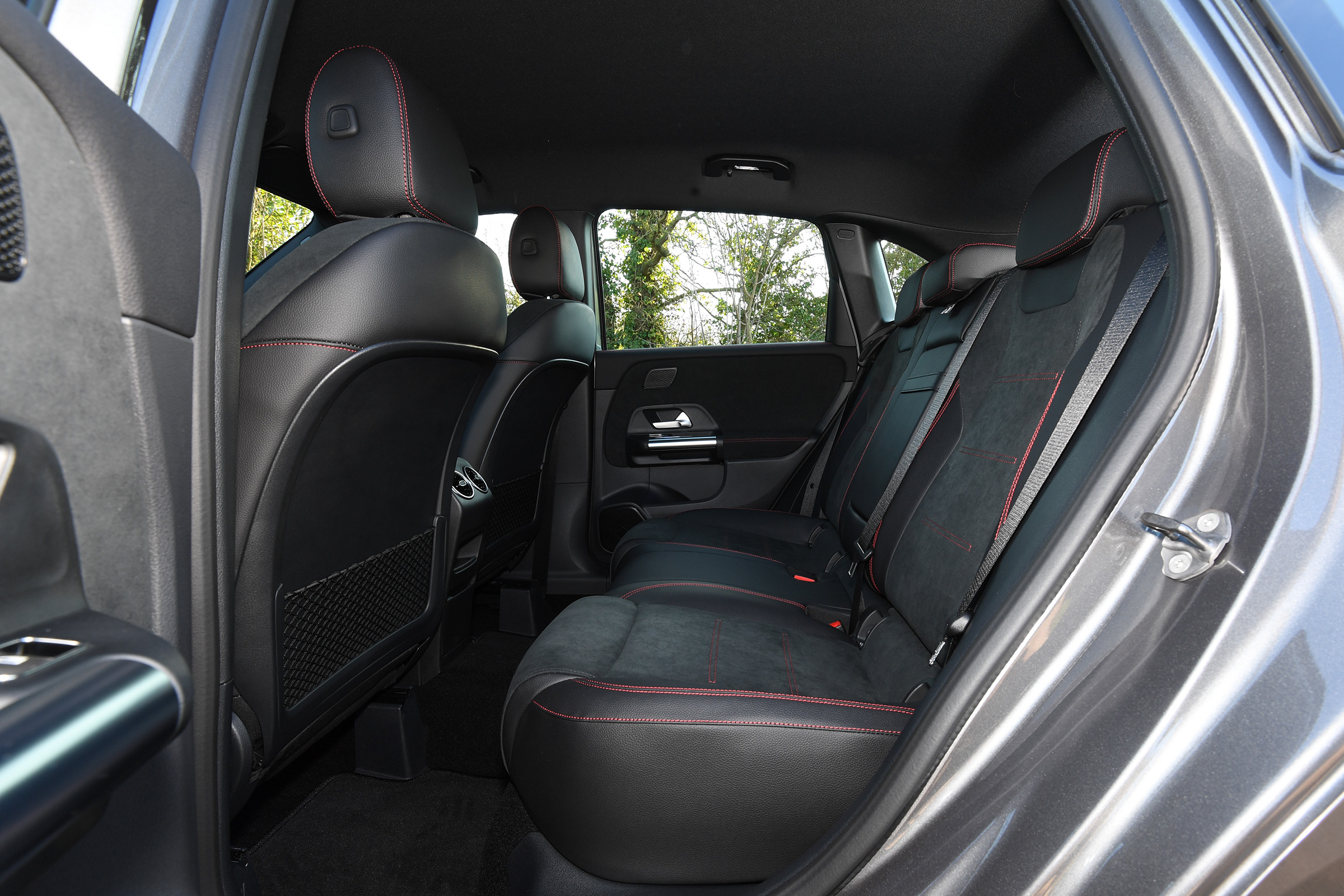 Mercedes b-class rear seats