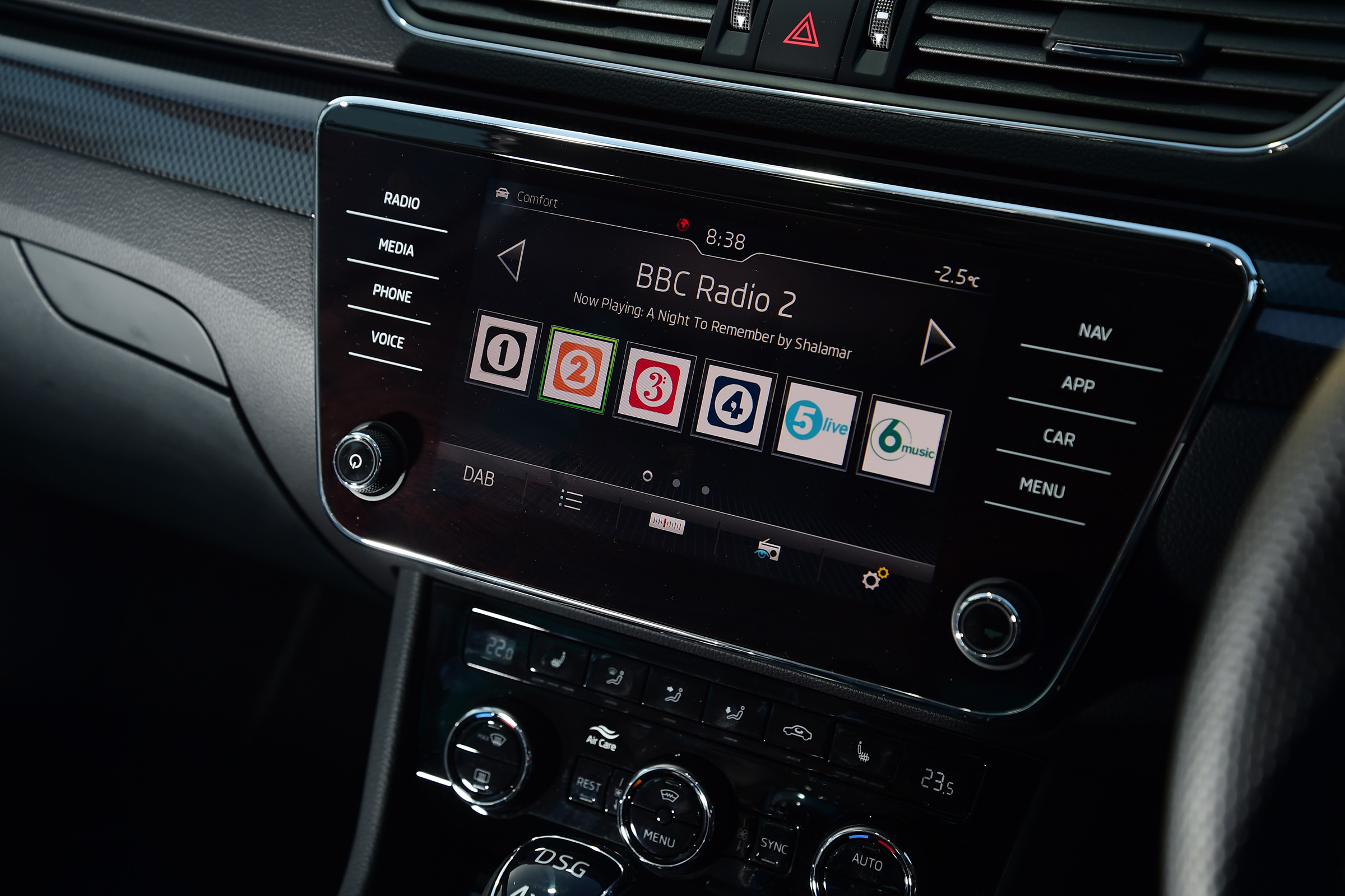 Skoda Superb Sportline - radio