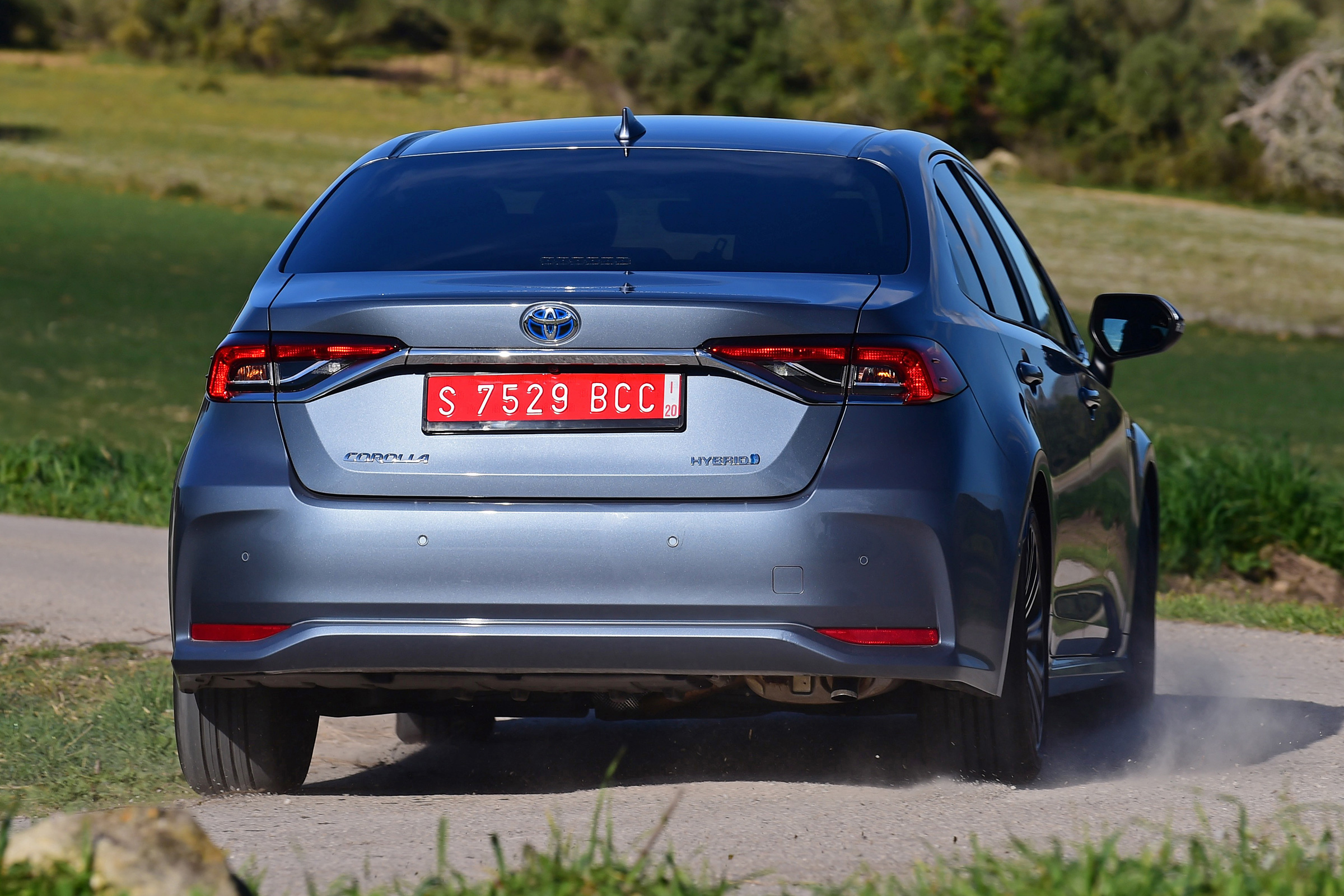 Toyota Corolla saloon  - rear cornering