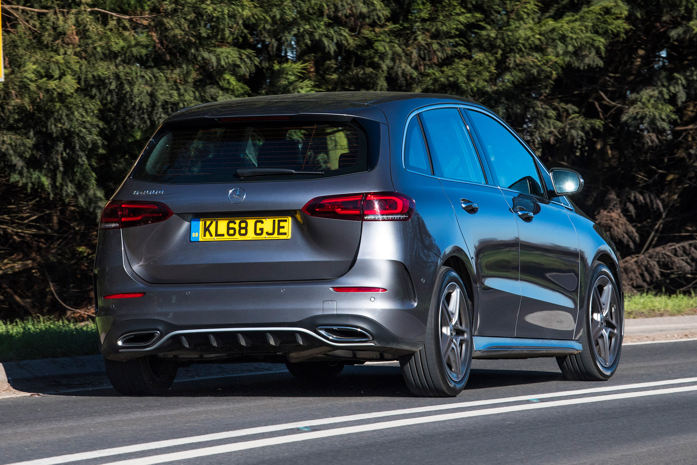 Mercedes B 200 d - rear
