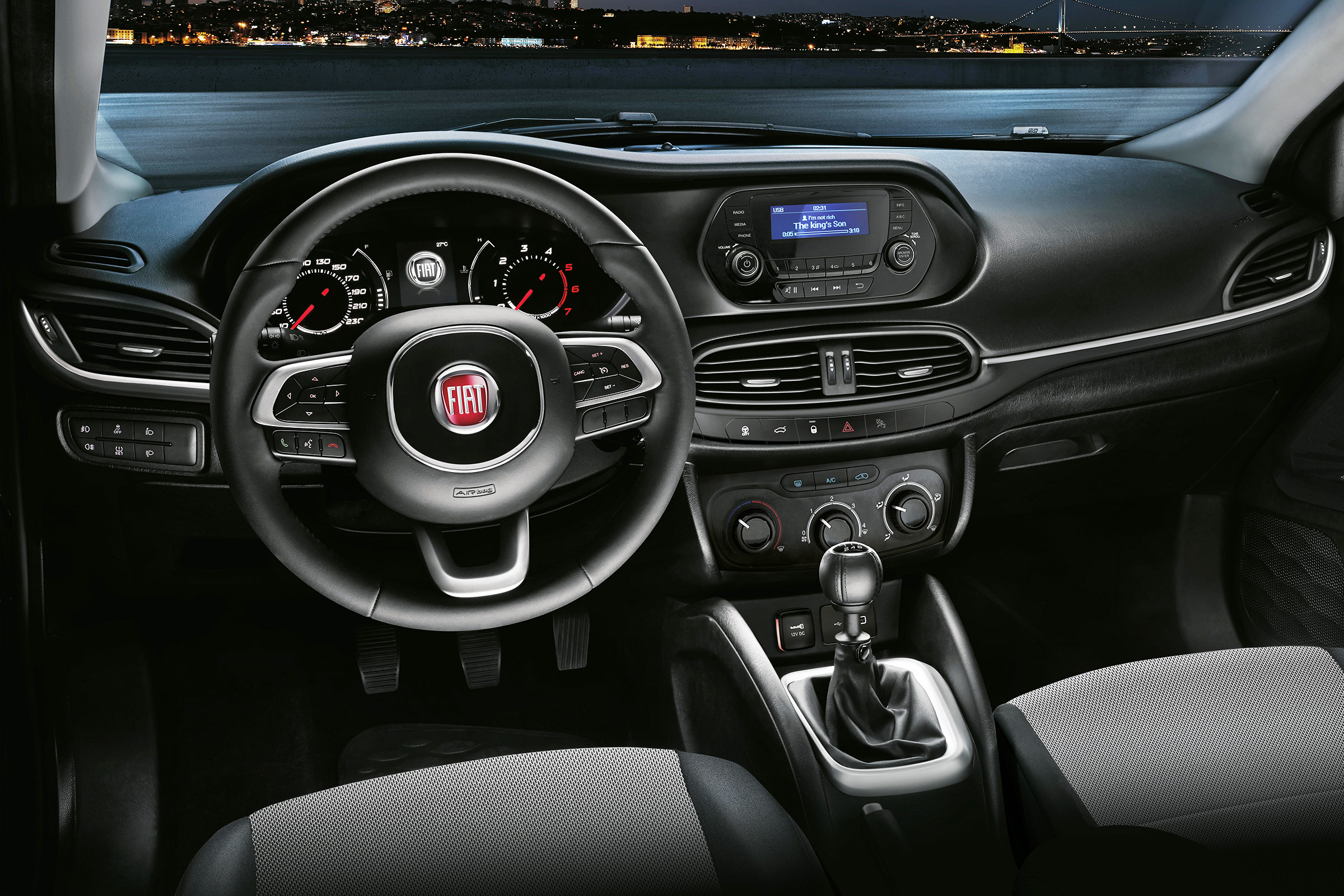 Fiat Tipo Street - dash