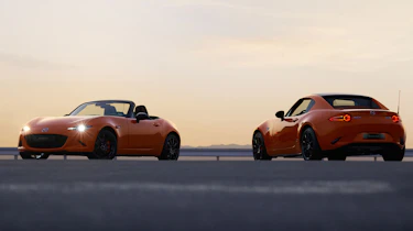 Mazda MX-5 30th Anniversary Edition - convertible and fixed roof