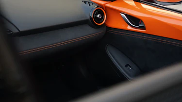Mazda MX-5 30th Anniversary Edition - dashboard