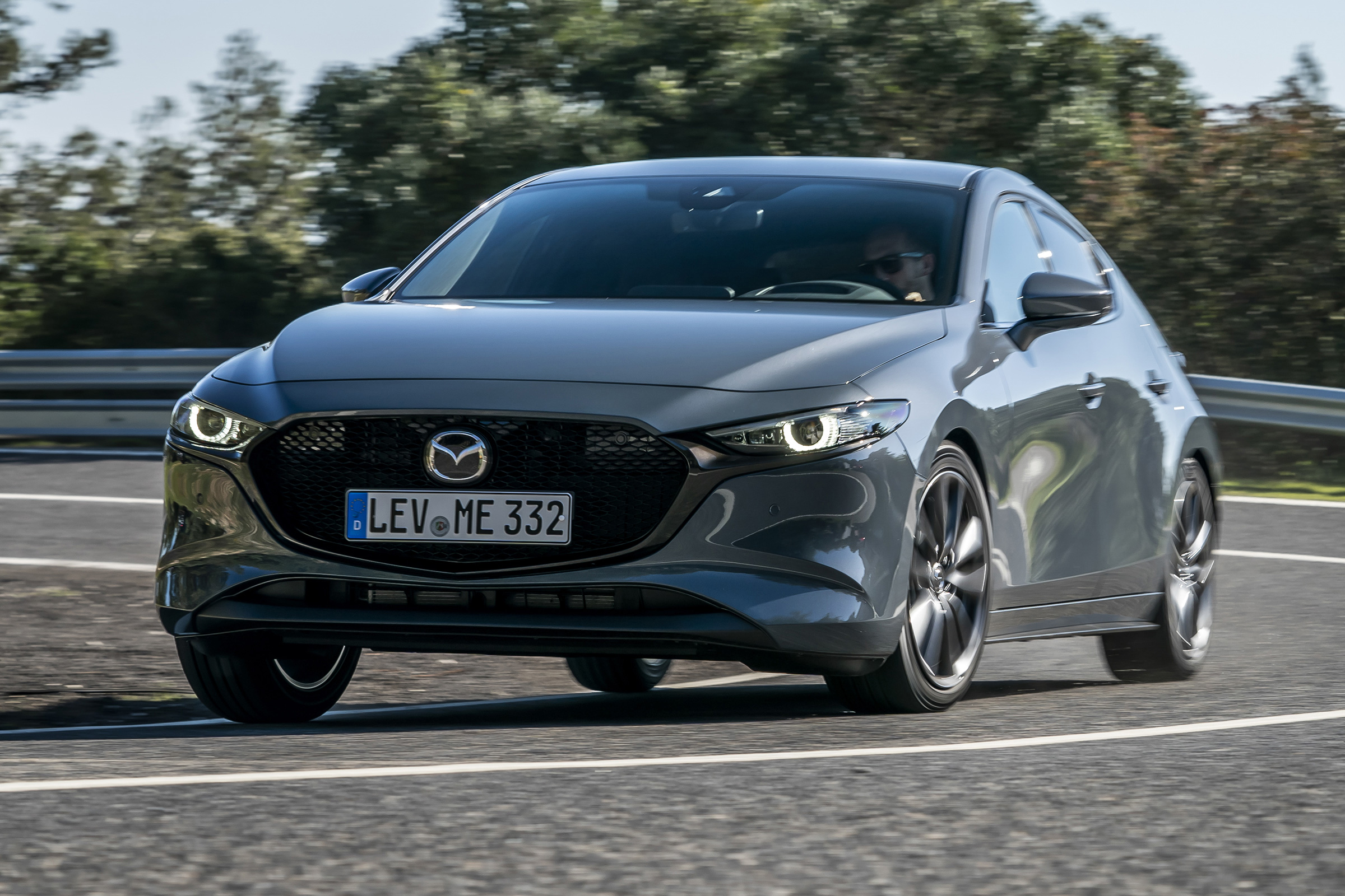 Mazda 3 - front cornering
