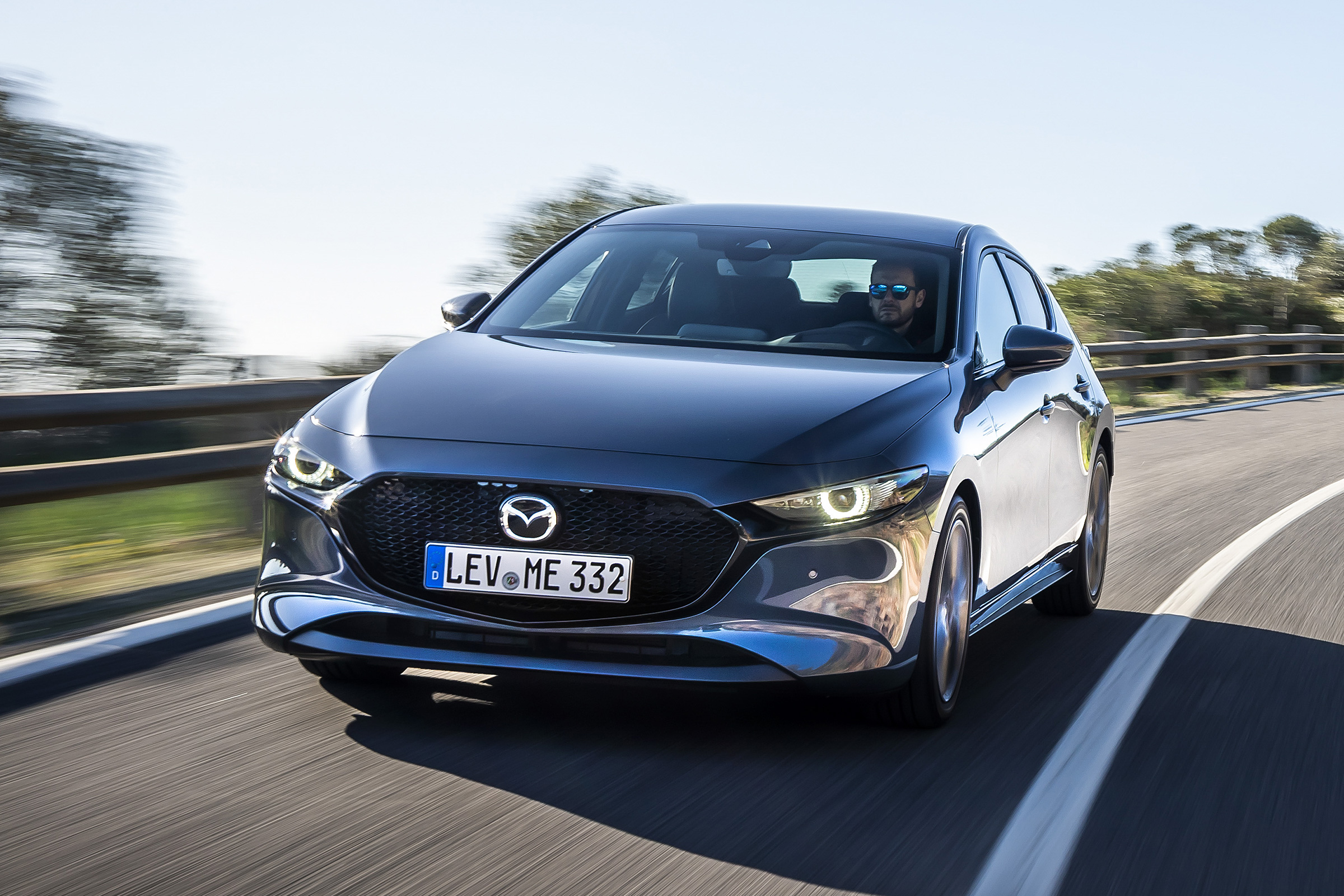 Mazda 3 - front tracking