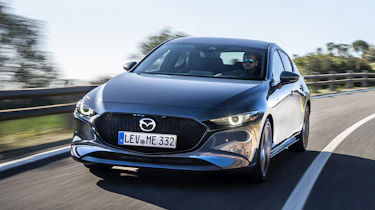 Mazda 3 - front tracking