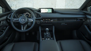 Mazda 3 - interior