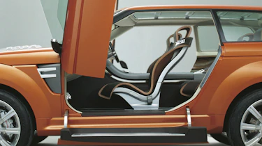 Range Stormer interior