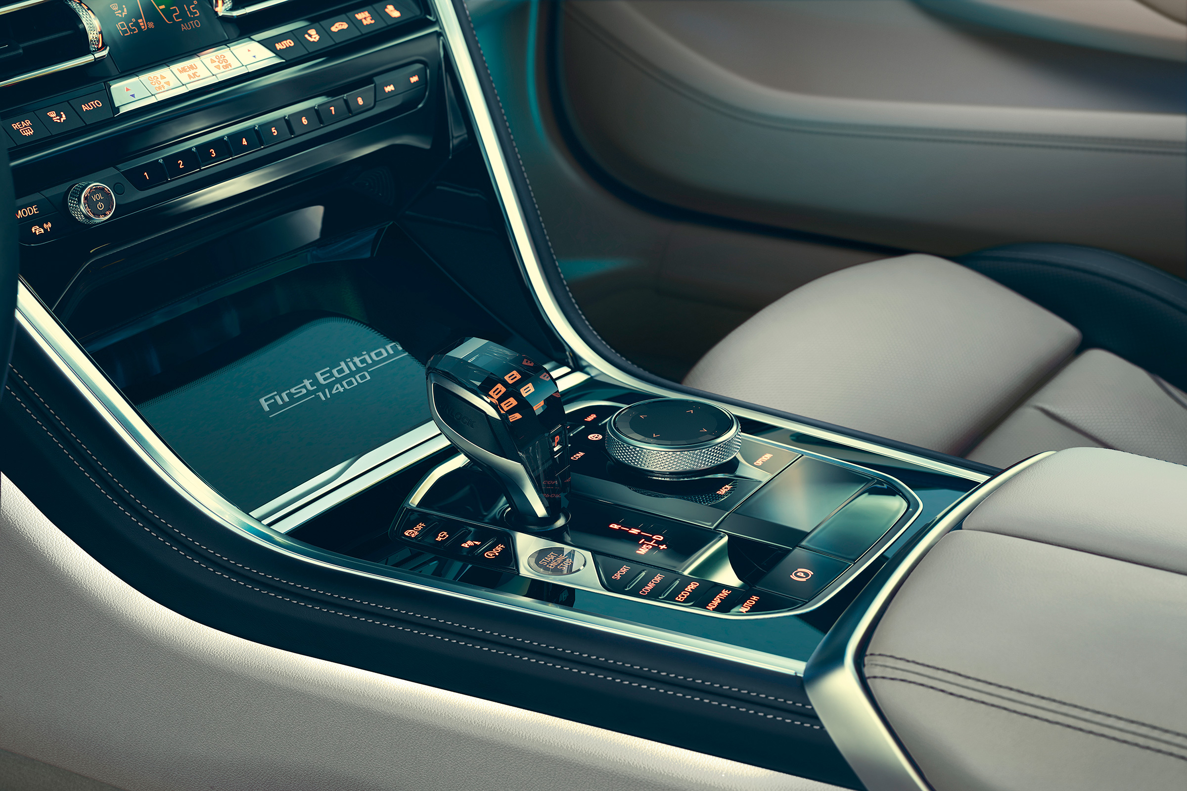 BMW 8 Series Coupe First Edition - gearstick