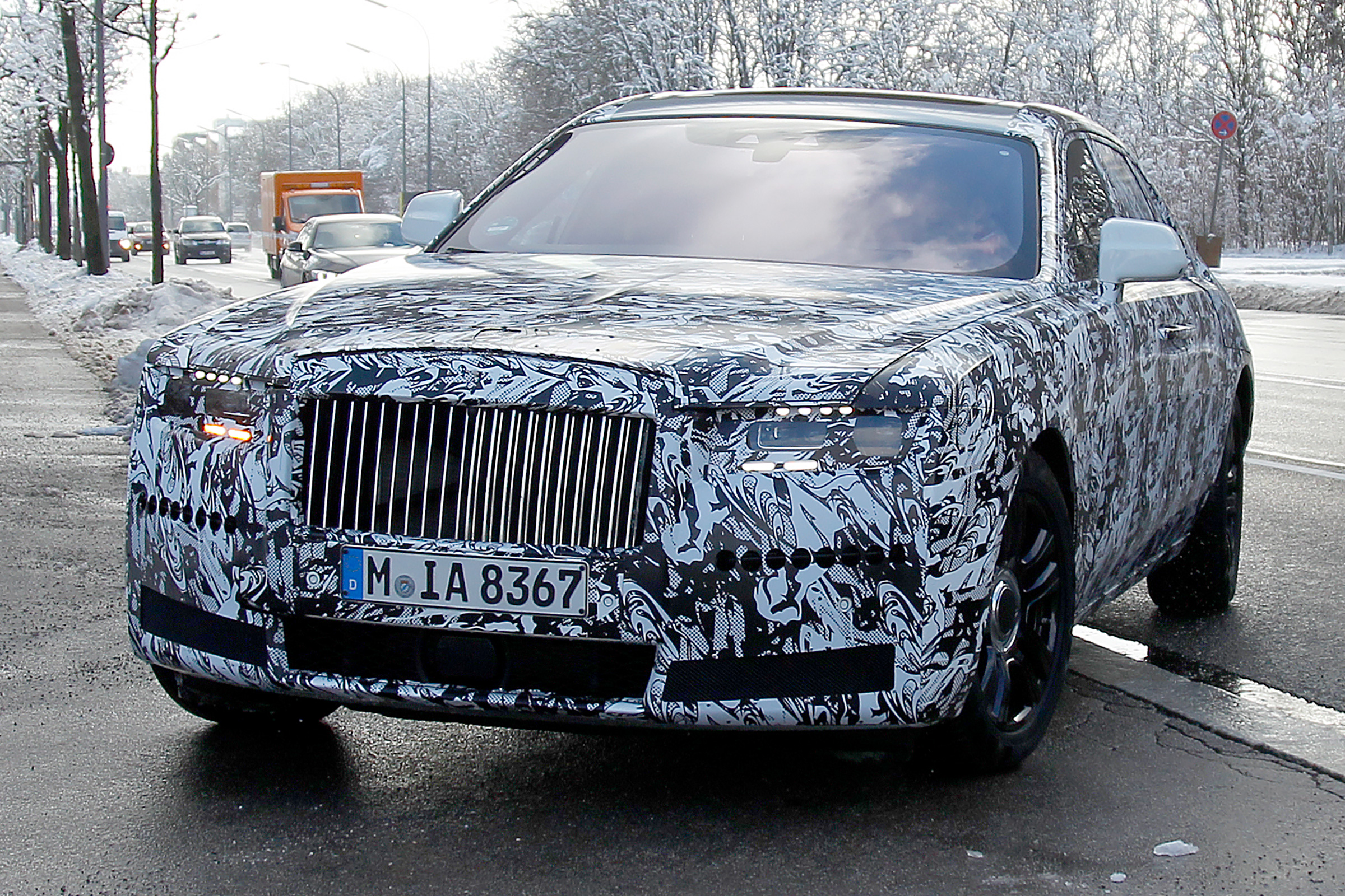 Rolls-Royce Ghost spies - front