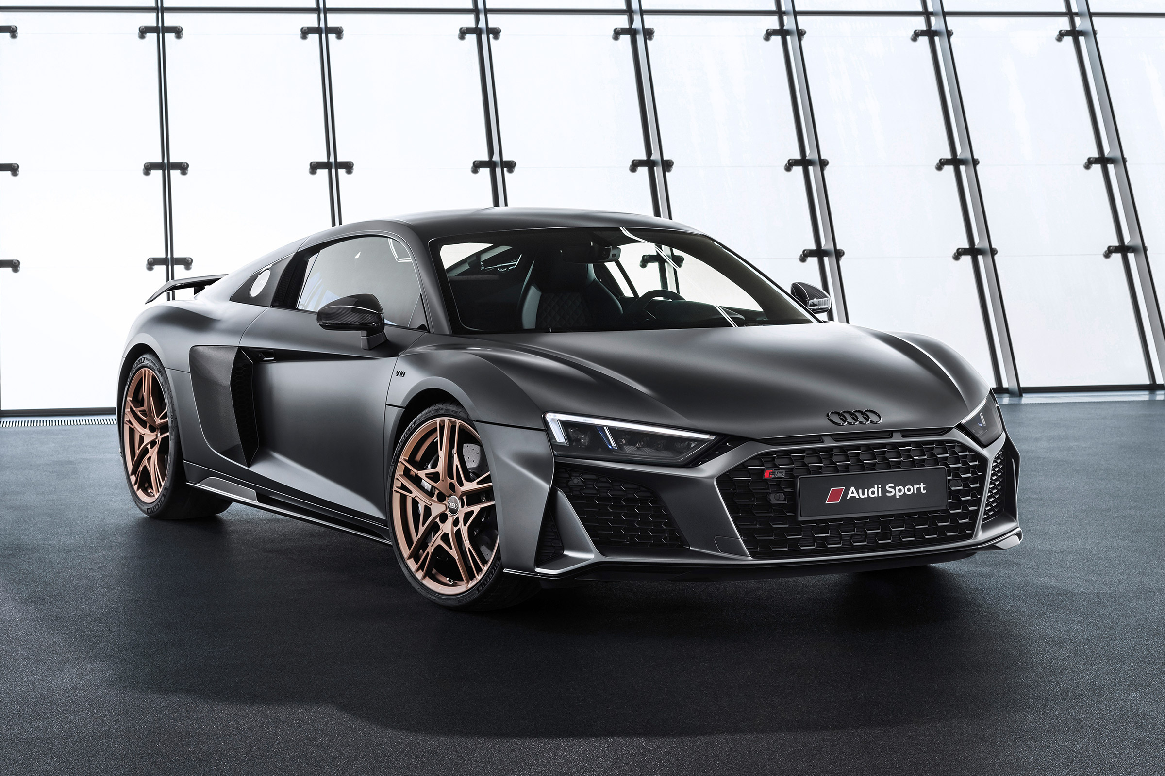 Audi R8 V10 Decennium - front
