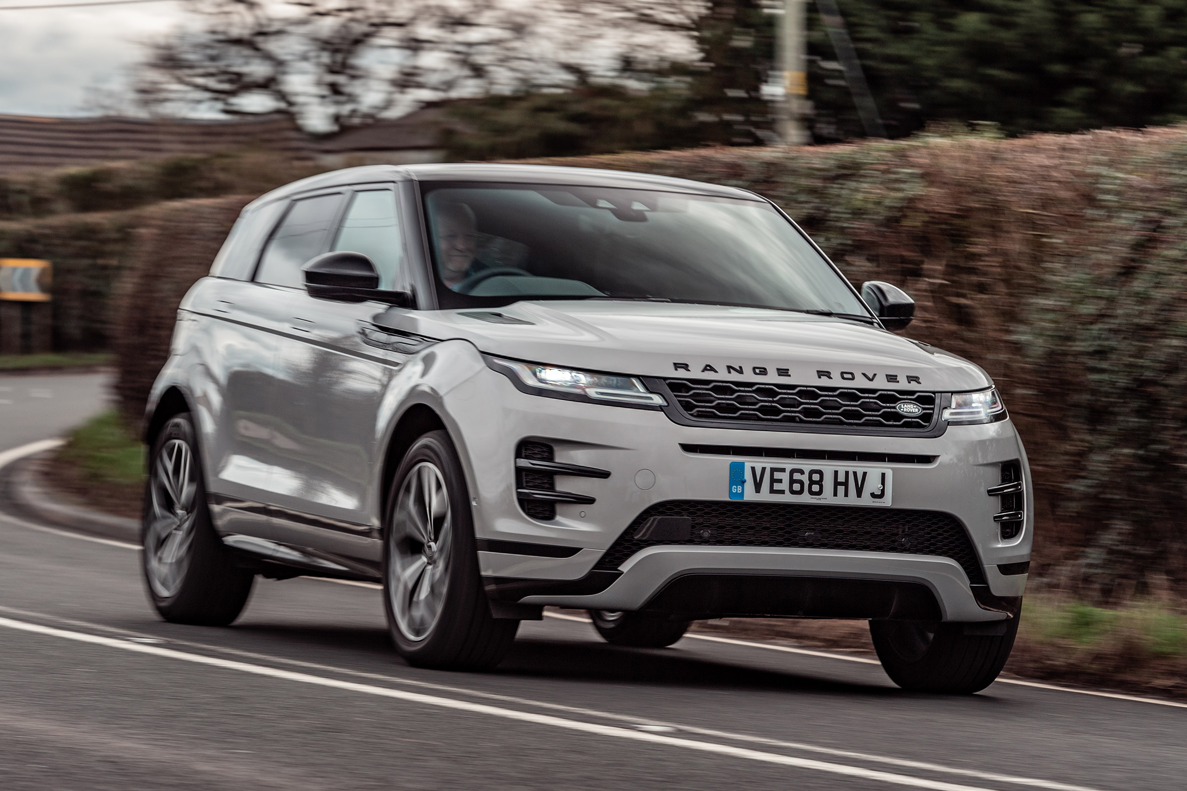 Range Rover Evoque D180 2019 review main image