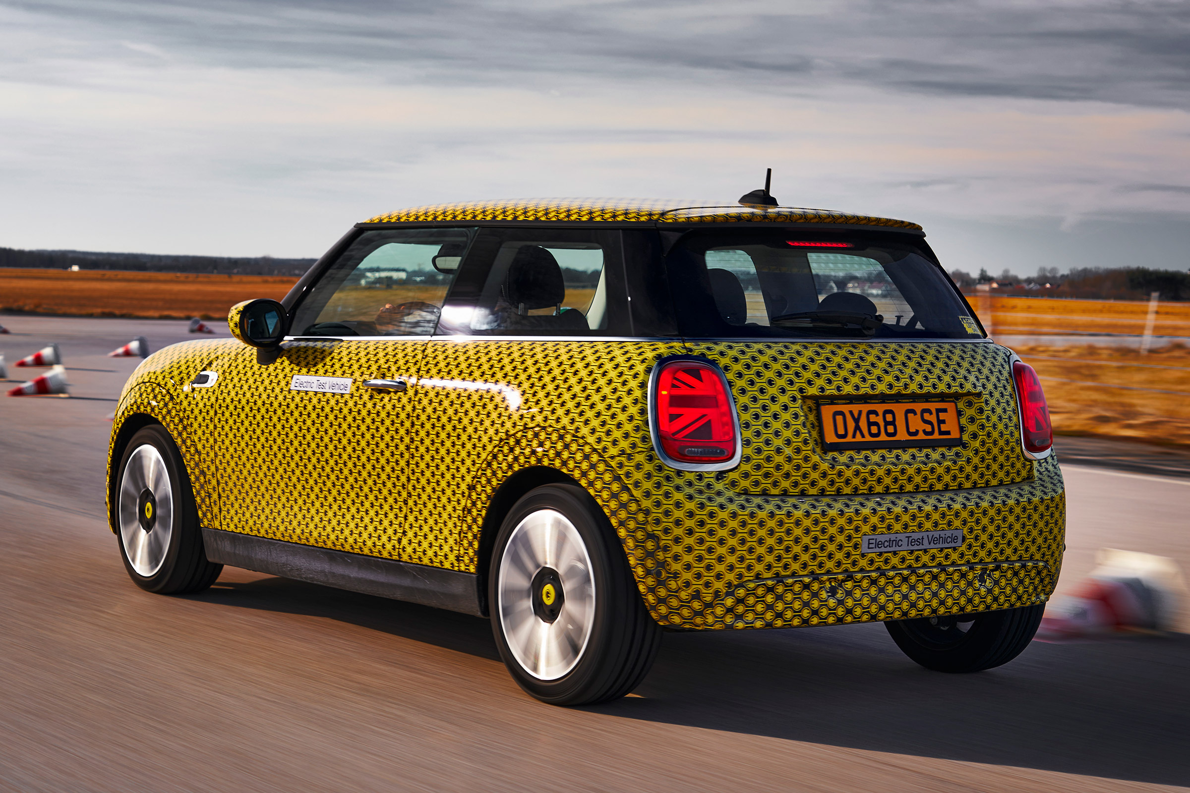 MINI Cooper SE prototype - rear