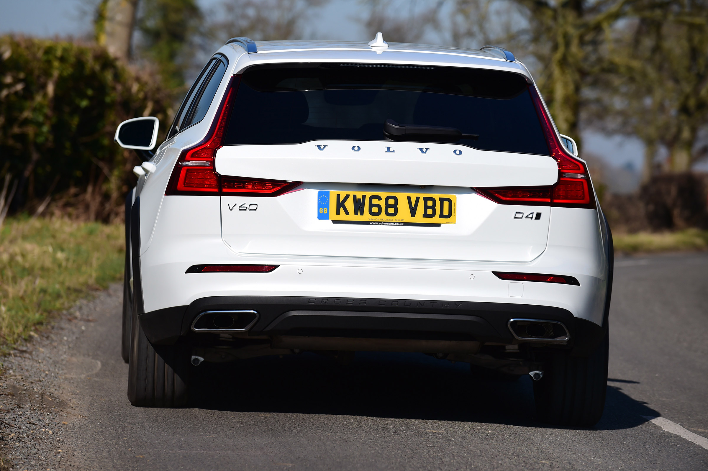 Volvo V60 Cross Country - rear