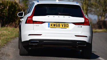 Volvo V60 Cross Country - rear