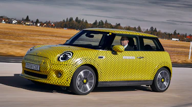 MINI Cooper SE prototype - front action