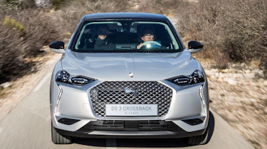 DS 3 Crossback E-Tense - full front