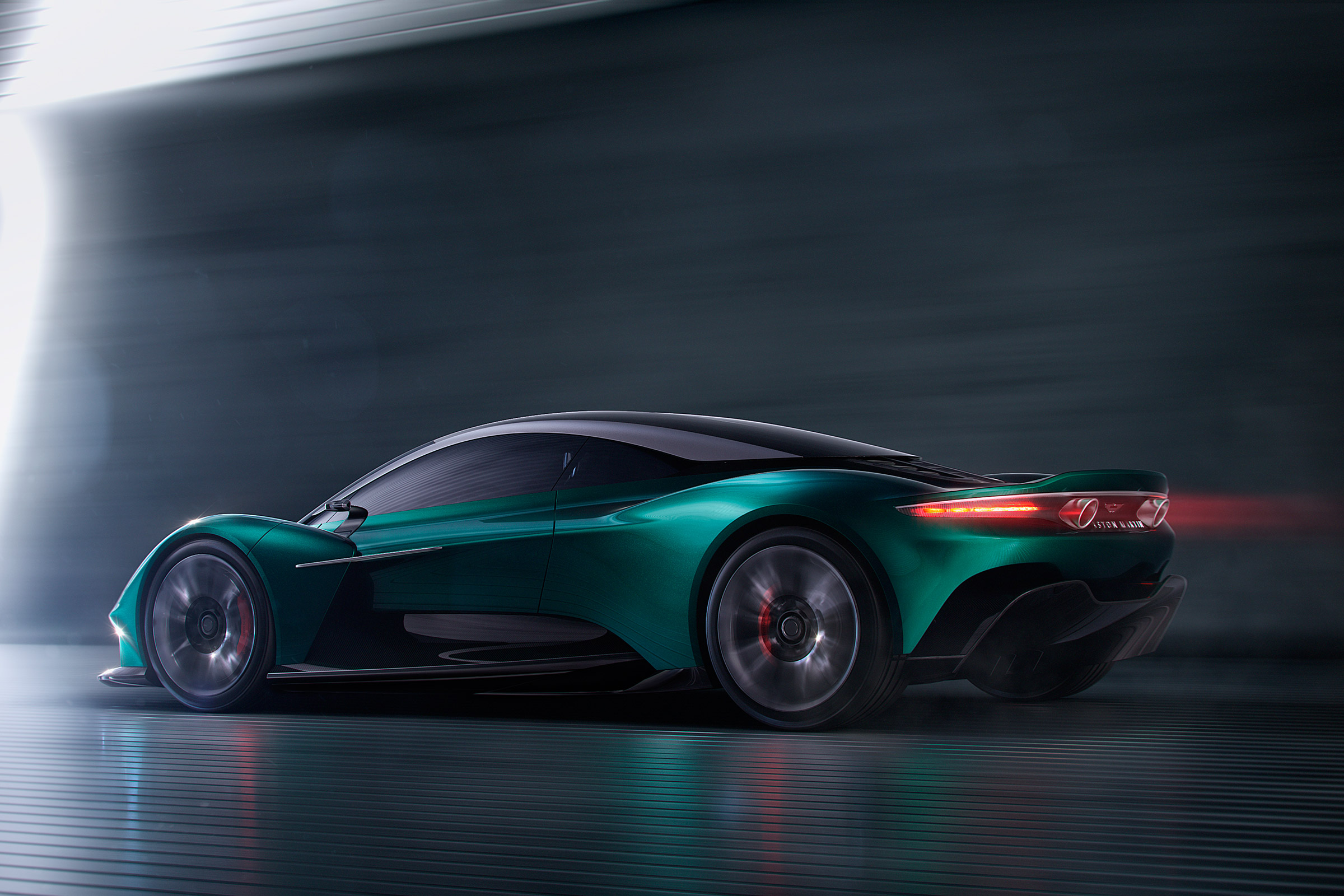 Aston Martin Vanquish Vision concept - rear action