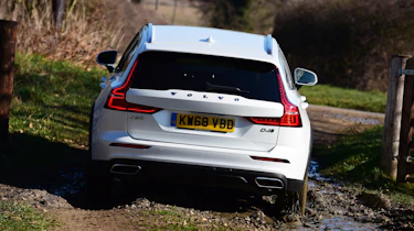 Volvo V60 Cross Country - rear off-road
