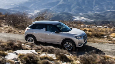 DS 3 Crossback E-Tense - side