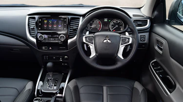 Mitsubishi L200 - dash