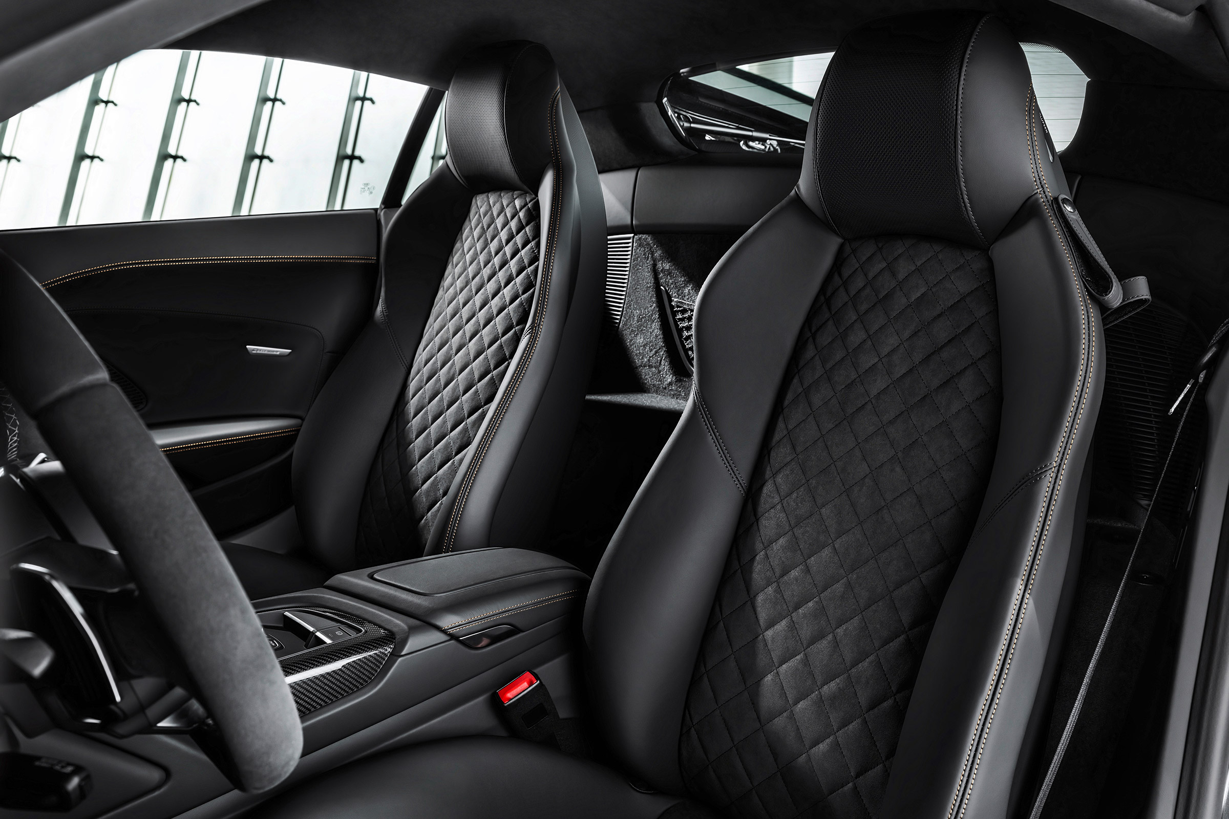 Audi R8 V10 Decennium - seats