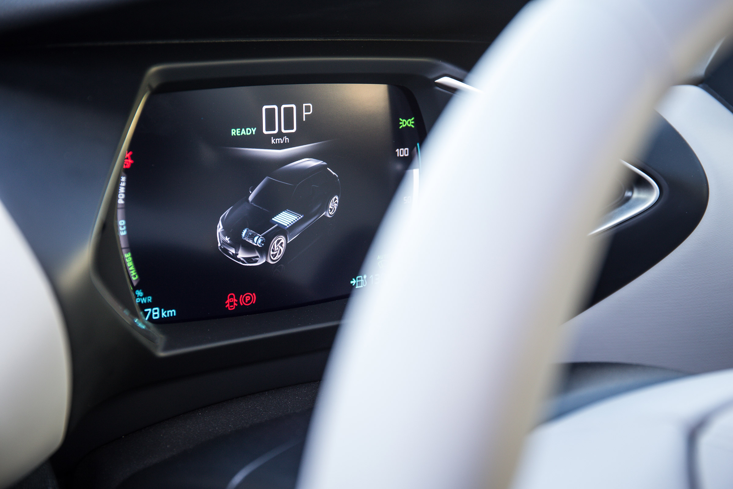 DS 3 Crossback E-Tense - dials