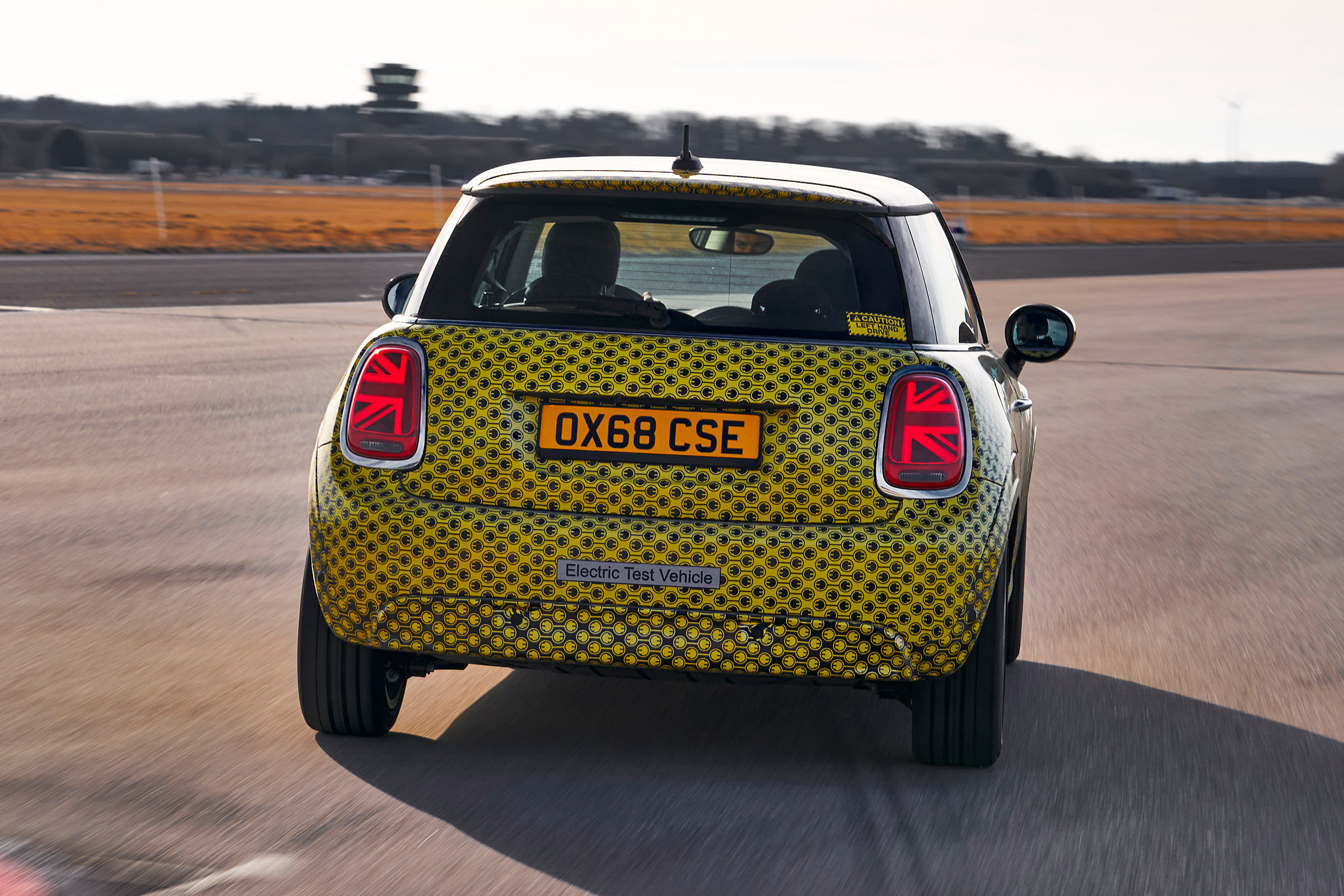 MINI Cooper SE prototype - full rear
