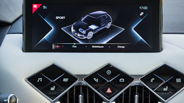 DS 3 Crossback E-Tense - infotainment