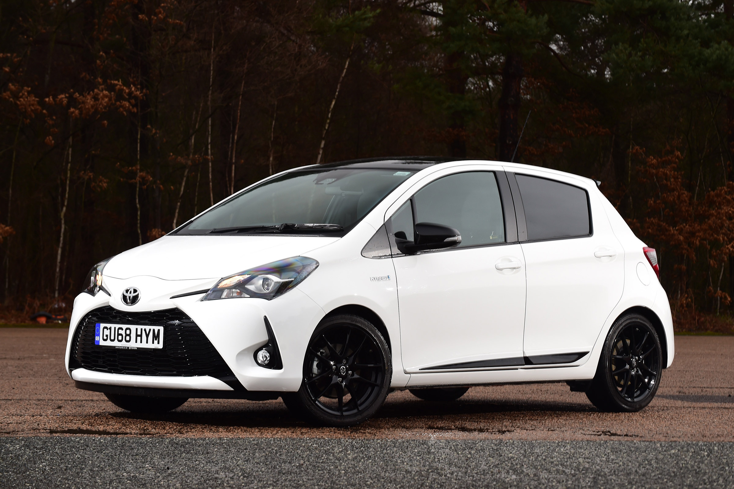 Toyota Yaris GR Sport - front static