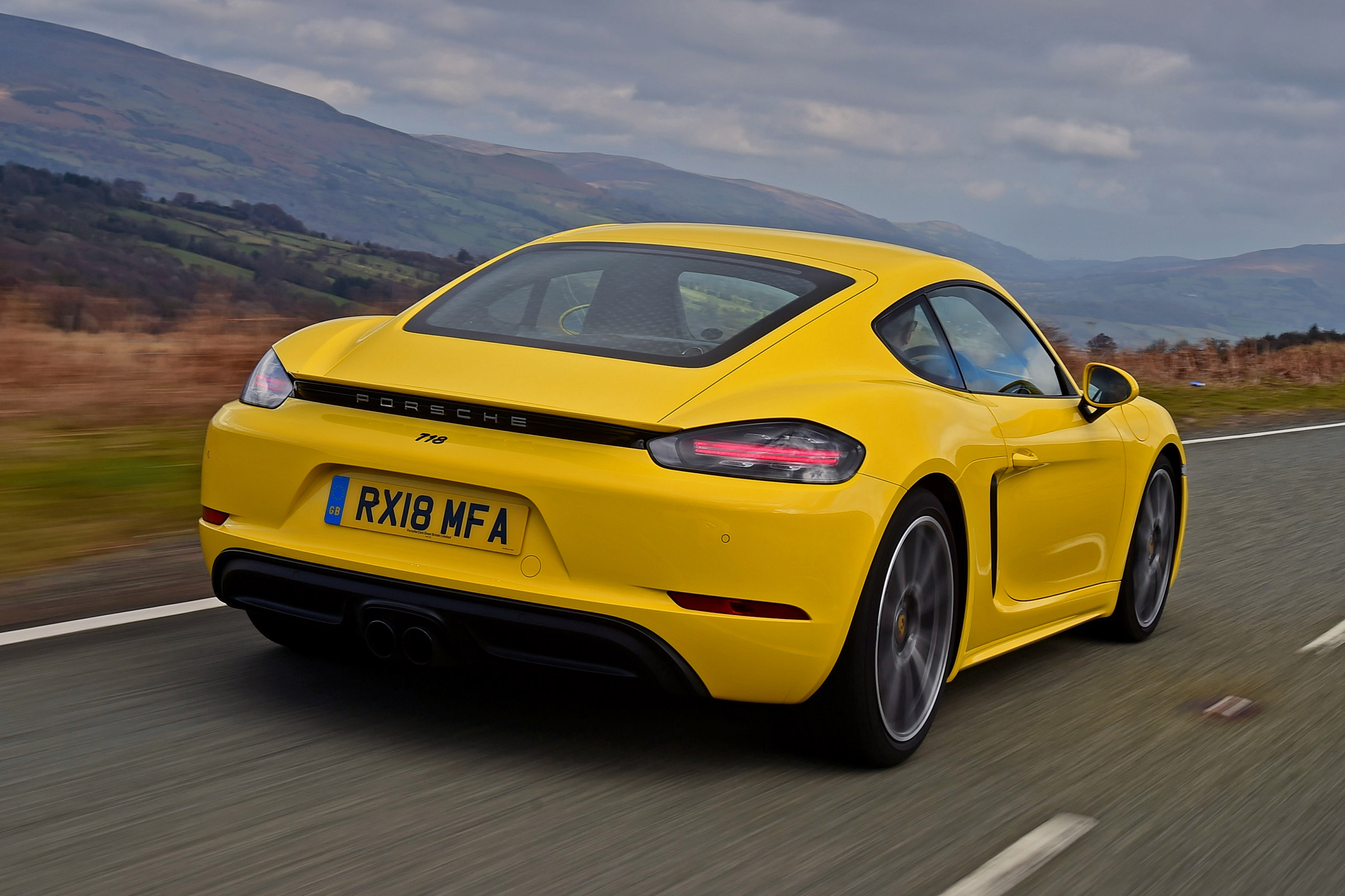 Porsche 718 Cayman - rear