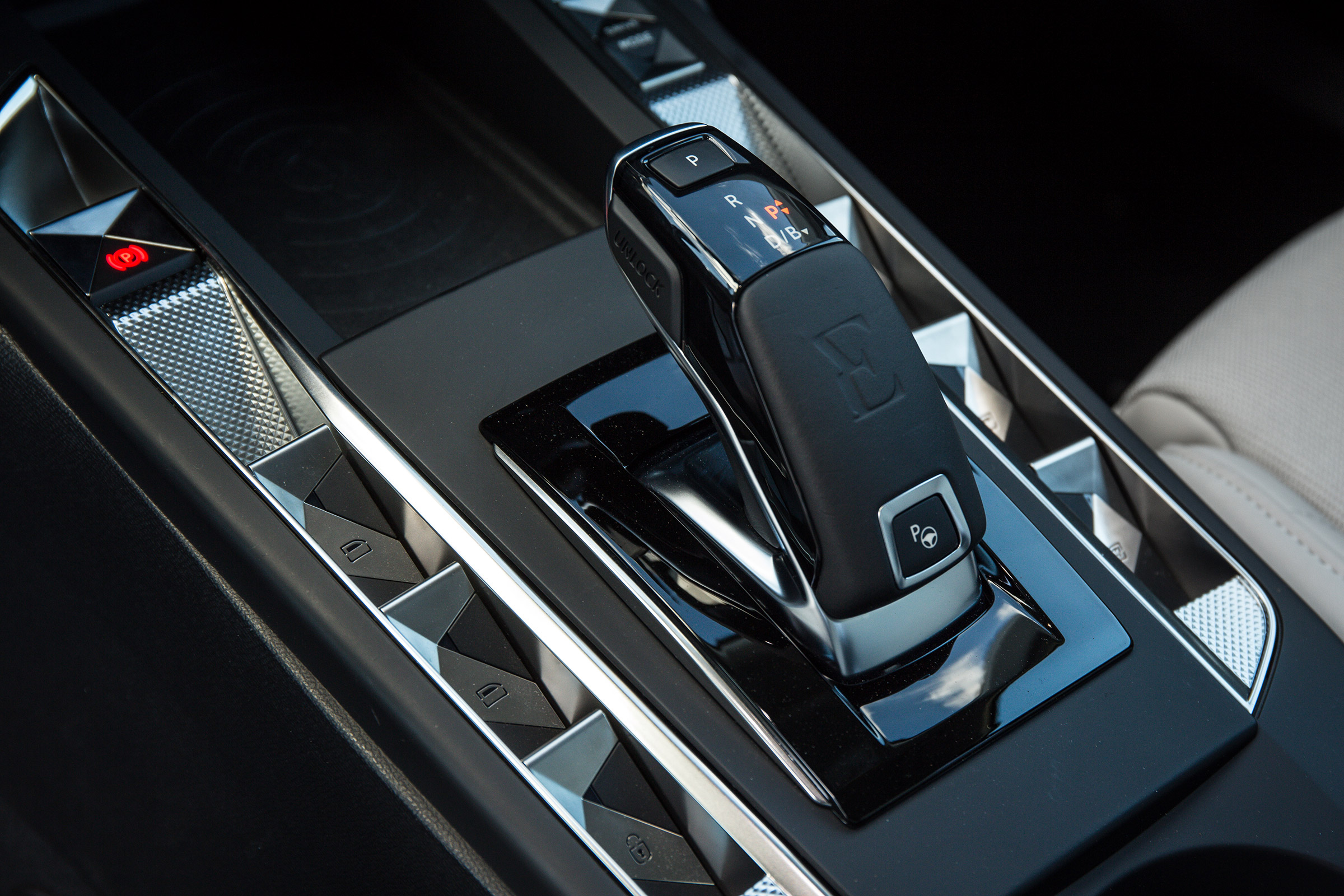 DS 3 Crossback E-Tense - transmission