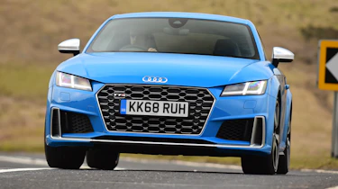 Audi TTS - front cornering