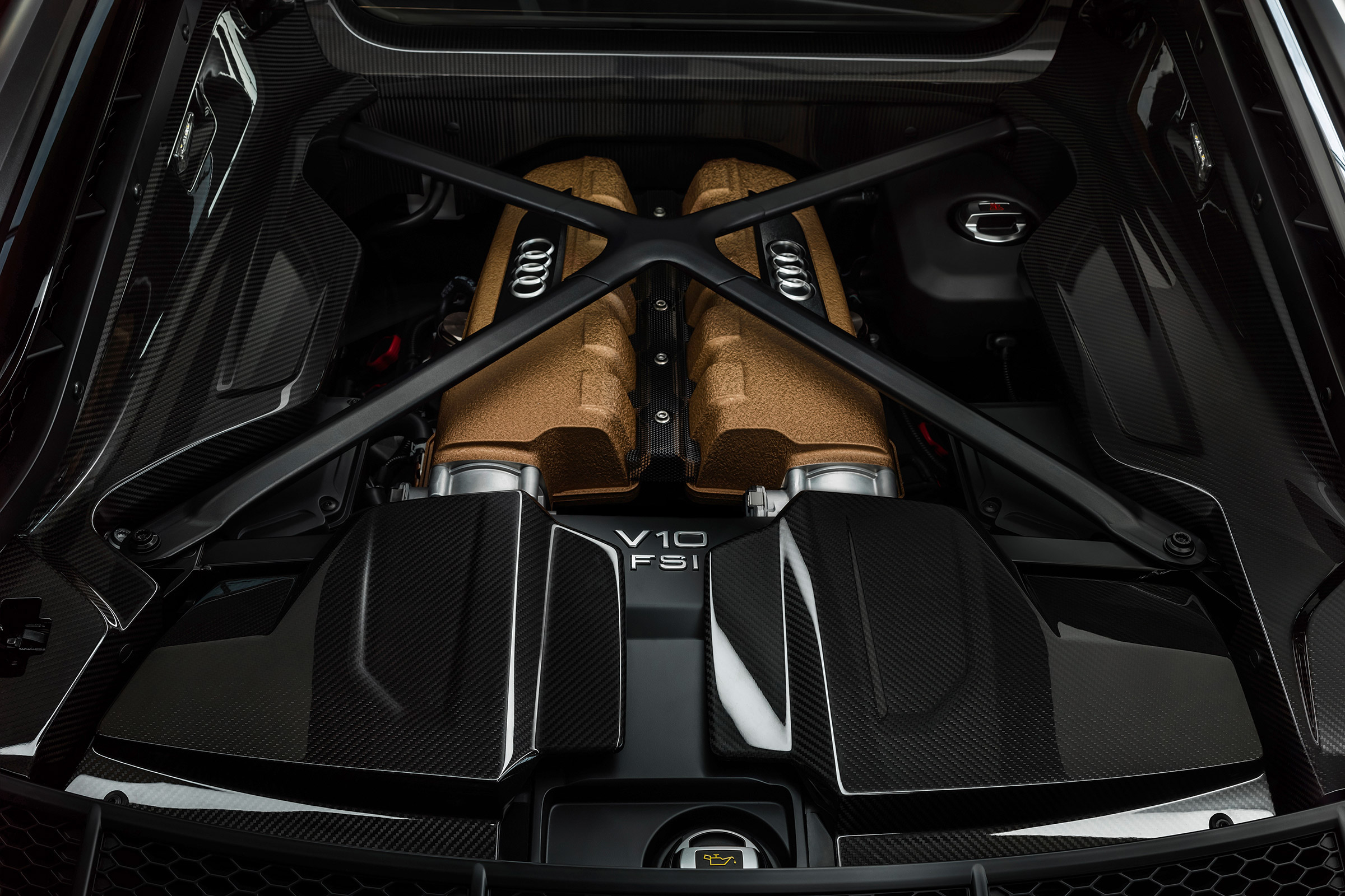 Audi R8 V10 Decennium - engine bay