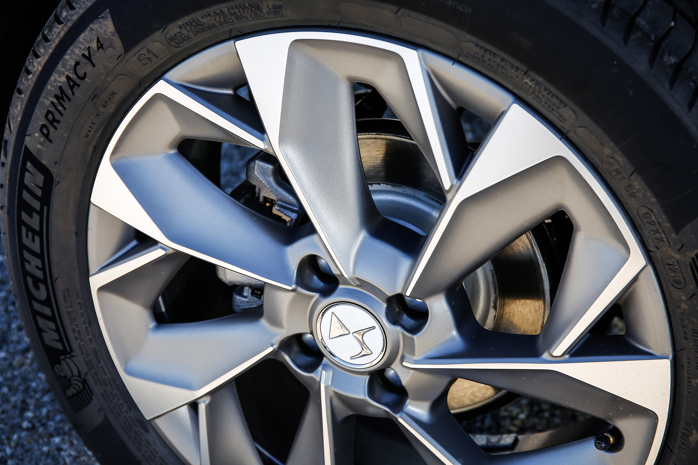 DS 3 Crossback E-Tense - wheel