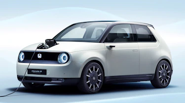 Honda e Prototype - front charging