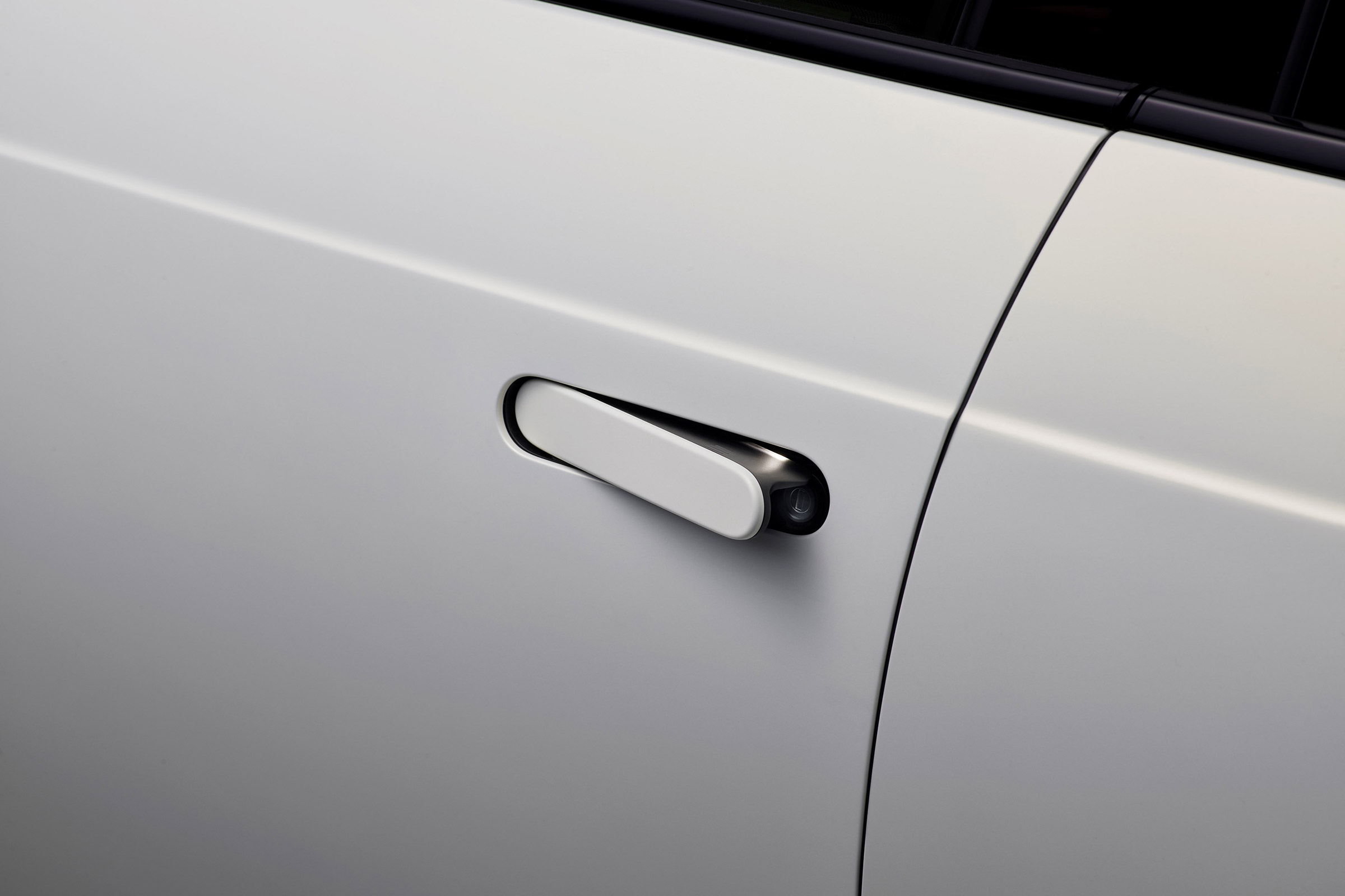 Honda e Prototype - door handle open