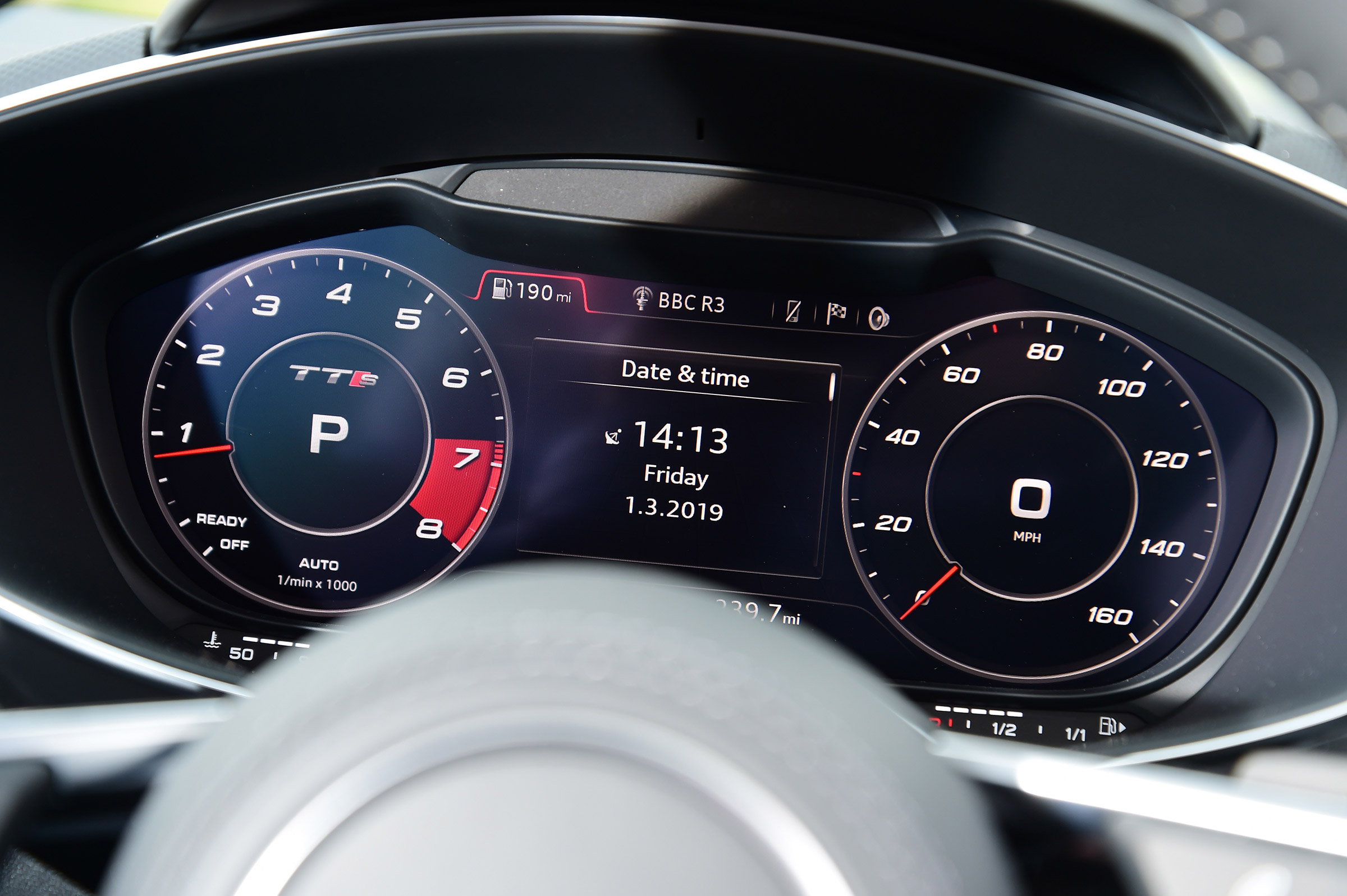 Audi TTS - dials