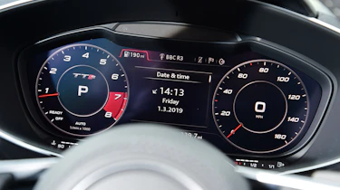 Audi TTS - dials