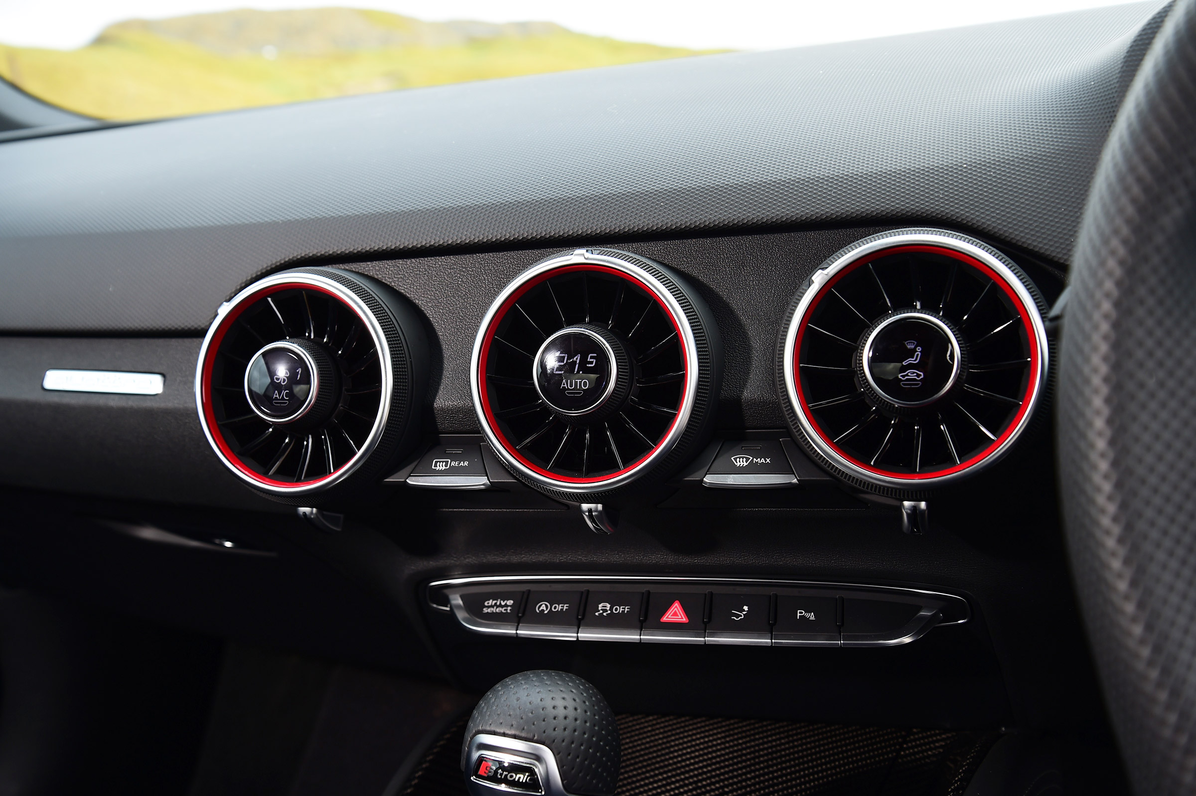 Audi TTS - vents