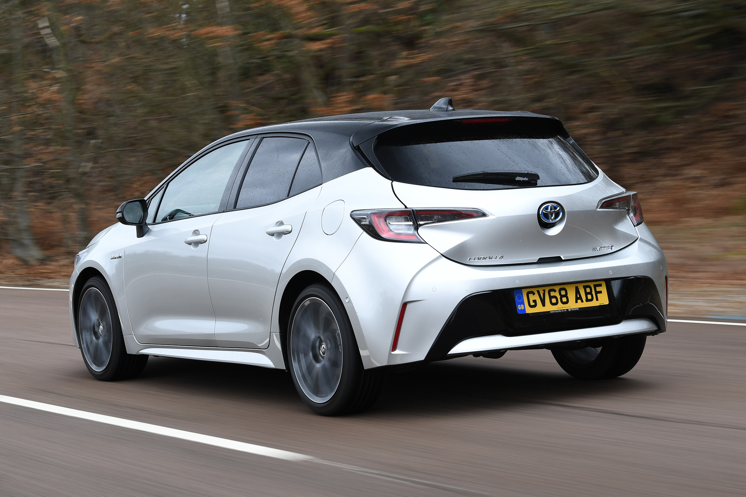 toyota corolla tracking rear