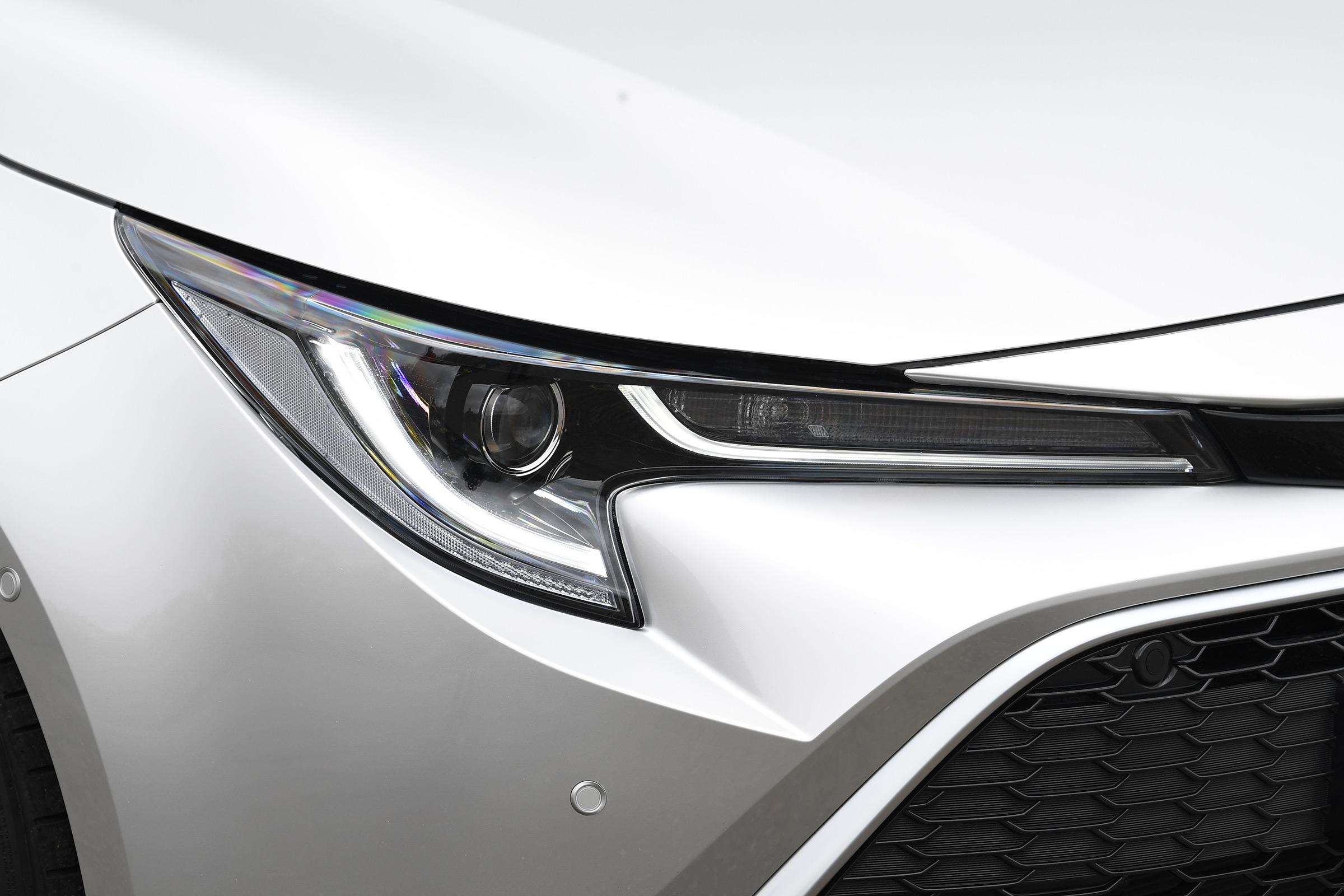 toyota corolla headlight
