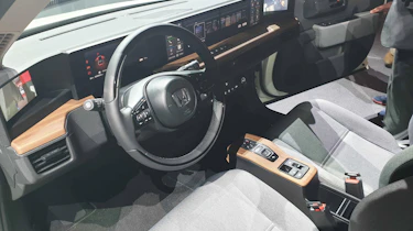 Honda e Prototype - Geneva dash